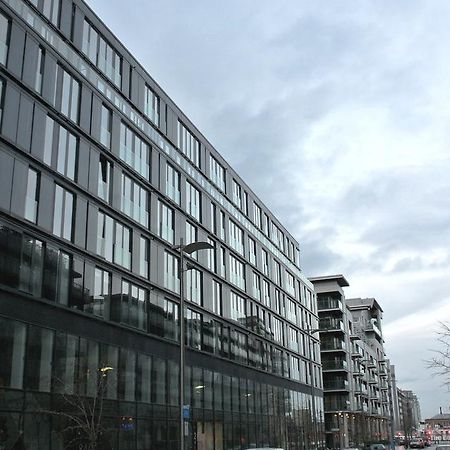 Your Base Dublin - Grand Canal Square エクステリア 写真